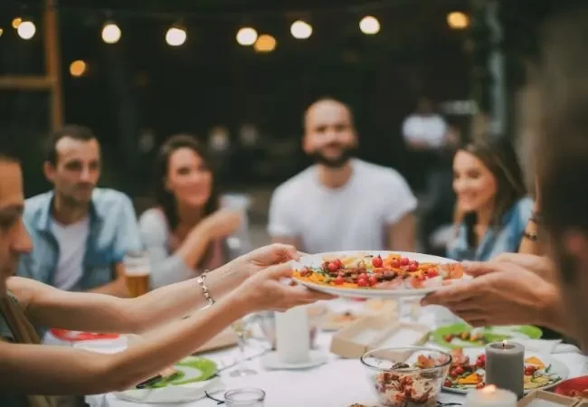 Right Time to Have Dinner