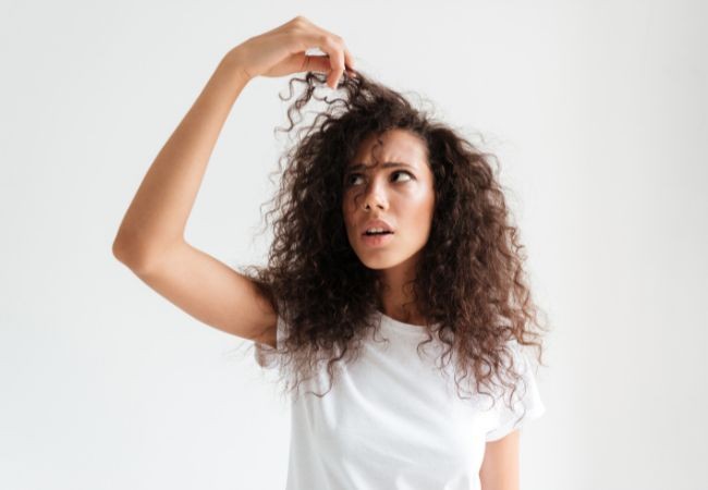 Hair Loss and Thyroid Disease: Understanding the Connection