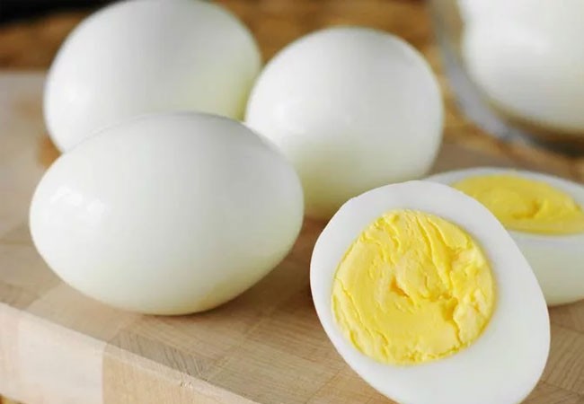 What's better: Egg White or Egg Yolk?